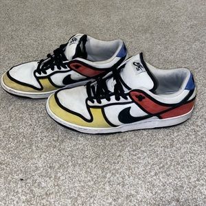 Nike Dunk SB Low Piet Mondrian